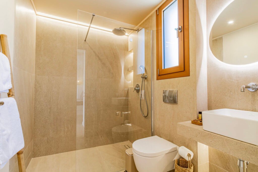 phos 1 bathroom