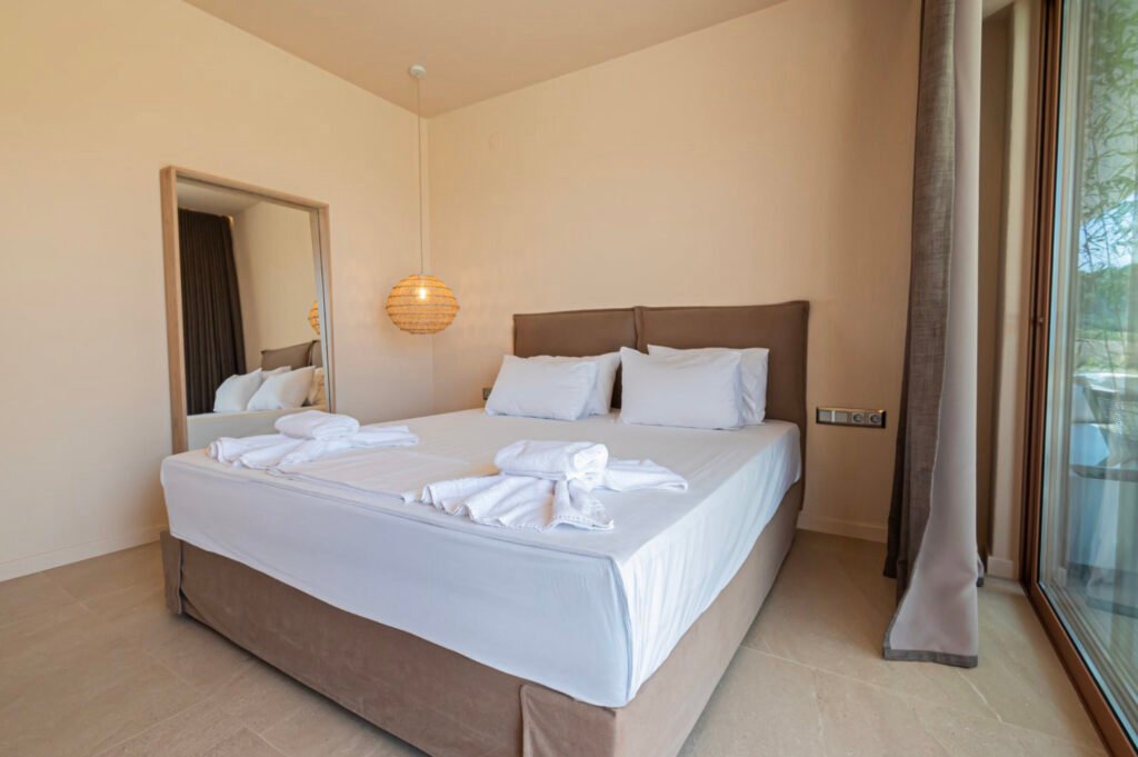 phos 3 bedroom
